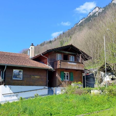 Apartment Chalet Vamika By Interhome Niederried bei Interlaken ภายนอก รูปภาพ