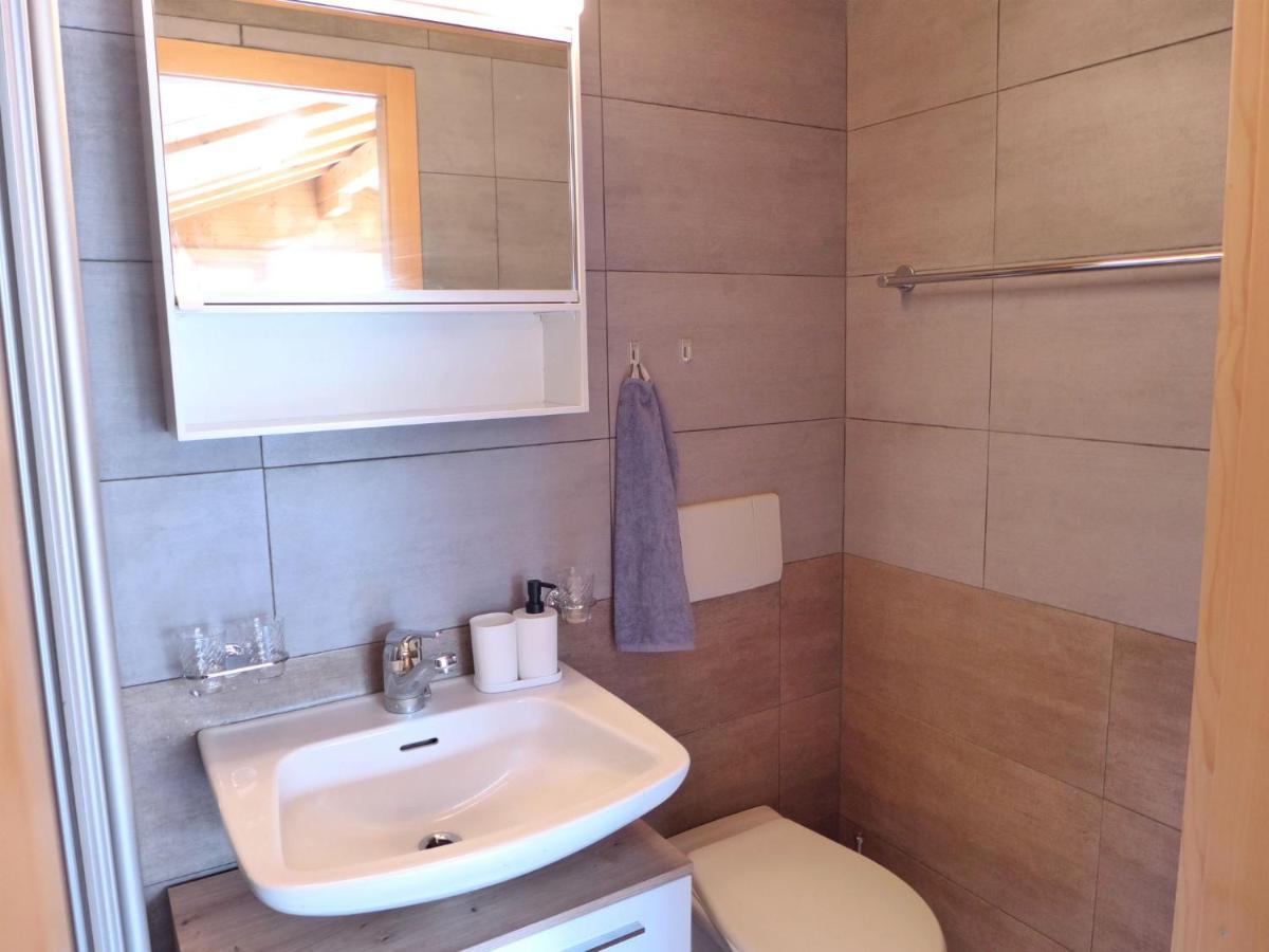 Apartment Chalet Vamika By Interhome Niederried bei Interlaken ภายนอก รูปภาพ