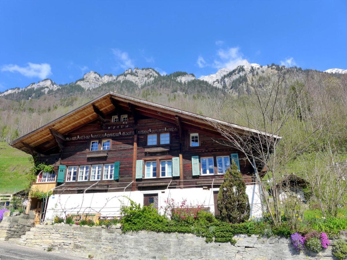 Apartment Chalet Vamika By Interhome Niederried bei Interlaken ภายนอก รูปภาพ
